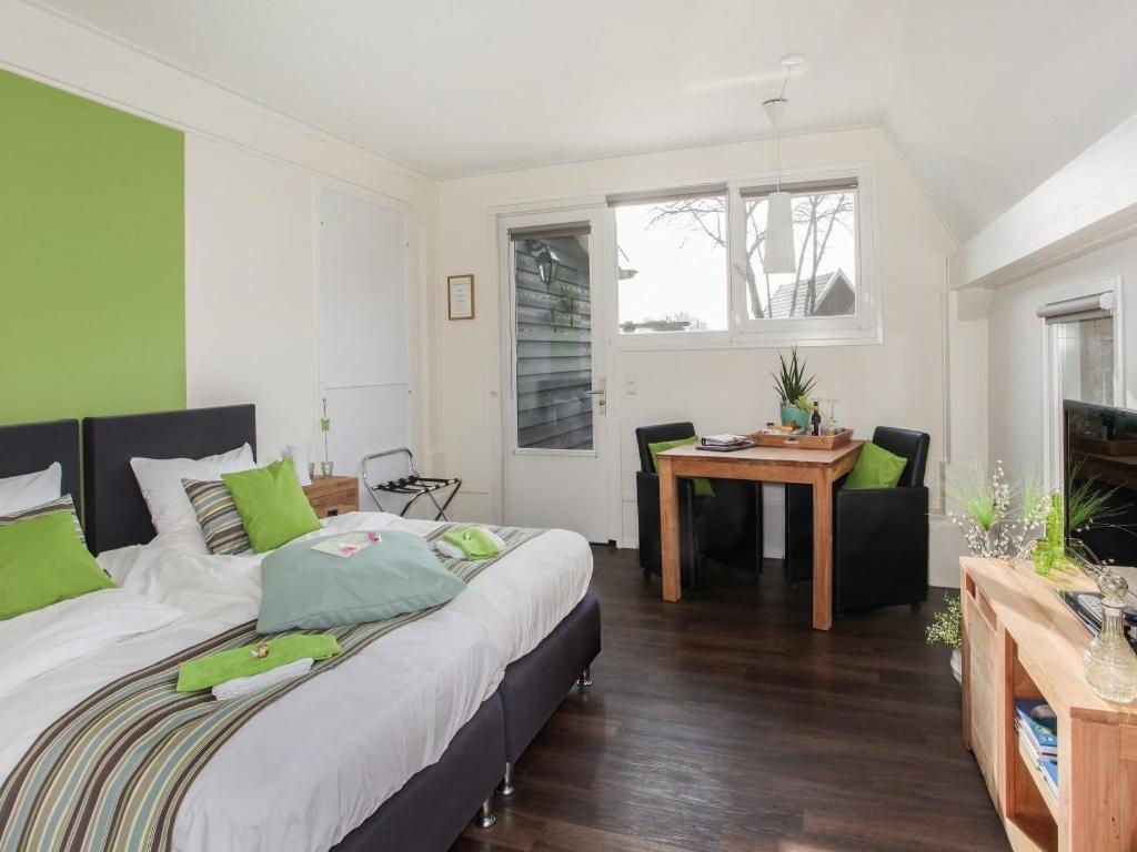 Rheezerstee Bed & Breakfast Bagian luar foto