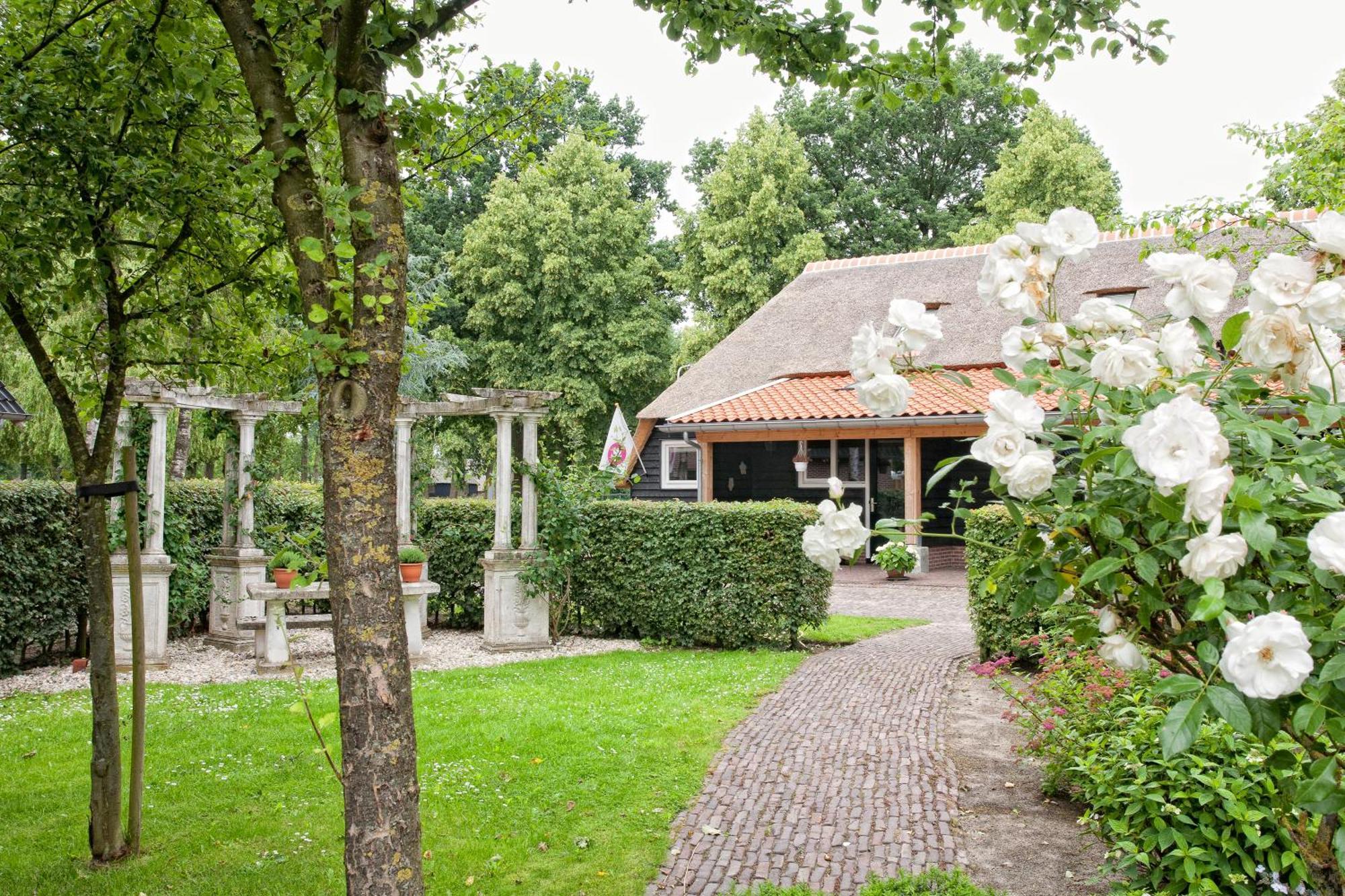 Rheezerstee Bed & Breakfast Bagian luar foto